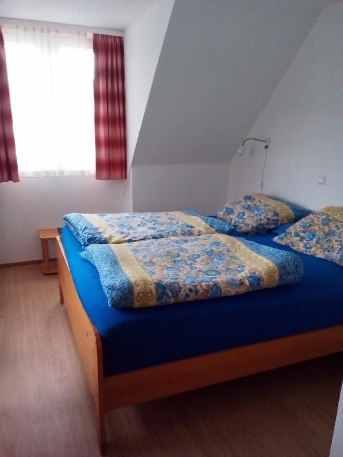 Monteurhotel Garni Alter Olper Hof Ліндлар Екстер'єр фото